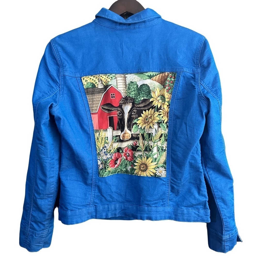 FDJ Bright Blue Denim Jacket with Farm Scene Patch Cow Barn Cottagecore Sz M
